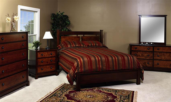 Amish Chesapeaka Queen Bedroom Set