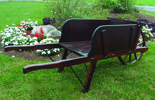 Amish Old-Fashioned Wheelbarrow