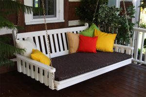 Amish Pine Wood Traditional English Swing Bed