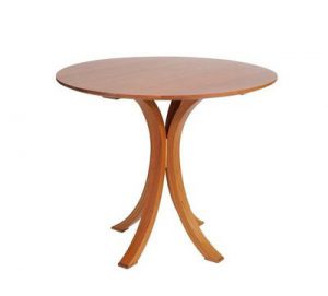 Amish Ripple Back Pedestal Table