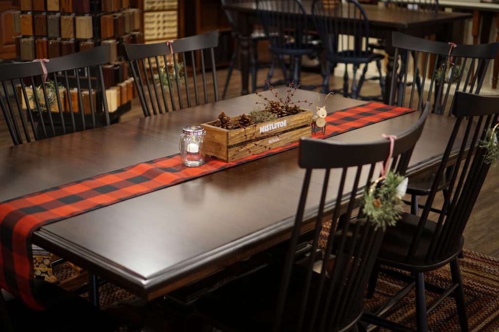 Christmas Decor in Dining Room