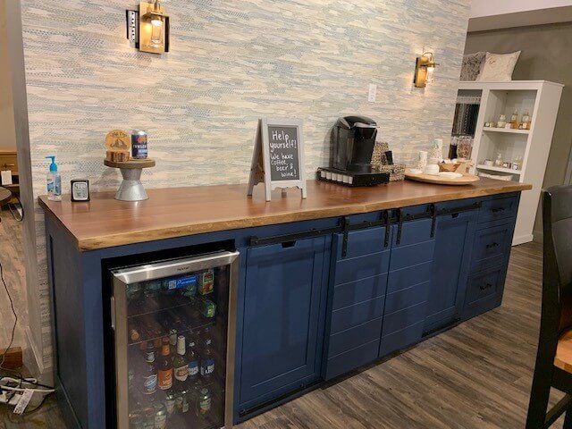 Bar in Showroom