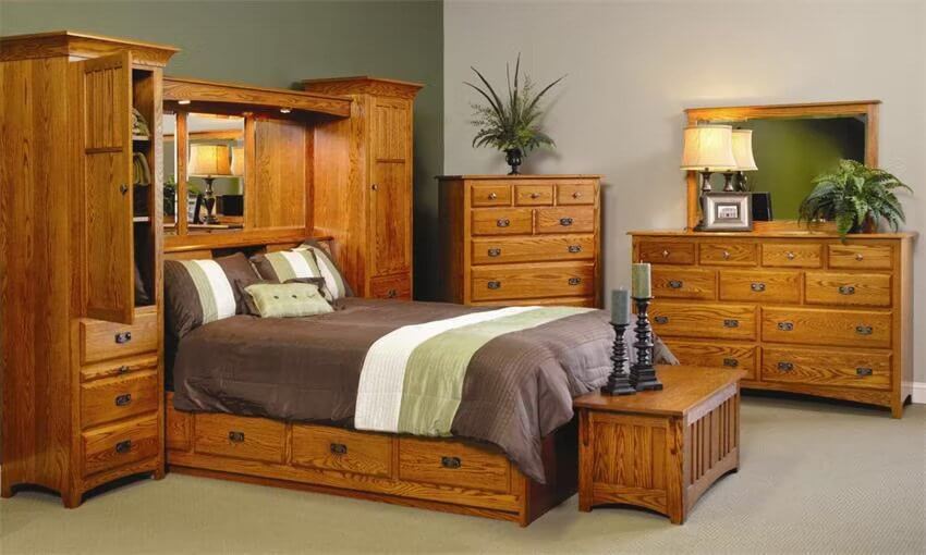 Amish Monterey Four Piece Bedroom Set